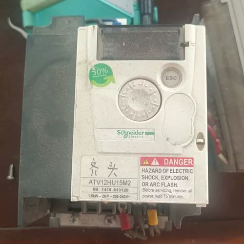 售前询价ATV12HU15M2（1.5kw 刚刚拆下来的 橙色如图