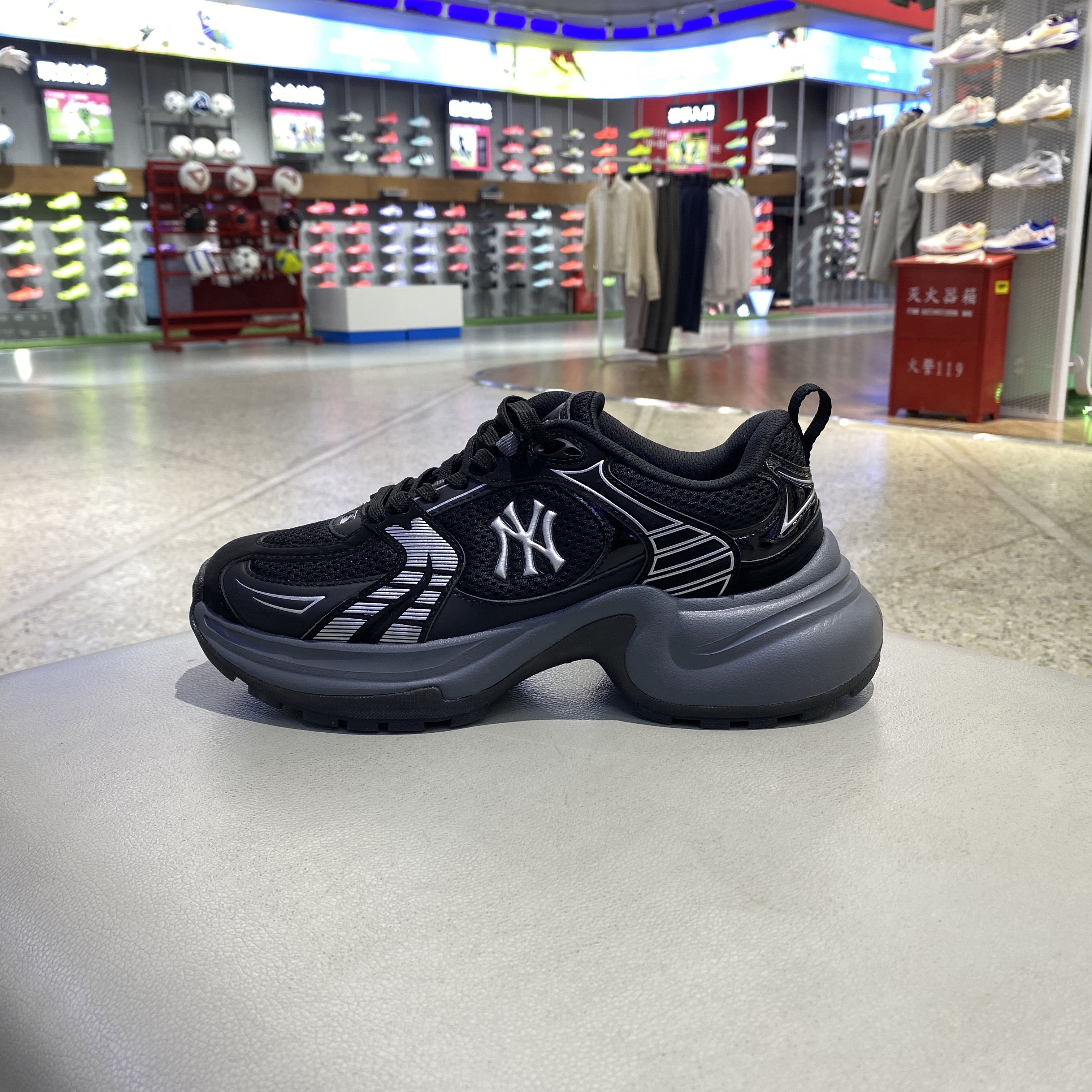 MLB休闲鞋25年春季中性3ASHW045N-50BKS