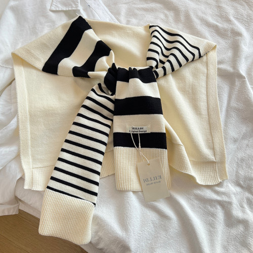 NikkiHaley韩版条纹外搭披肩