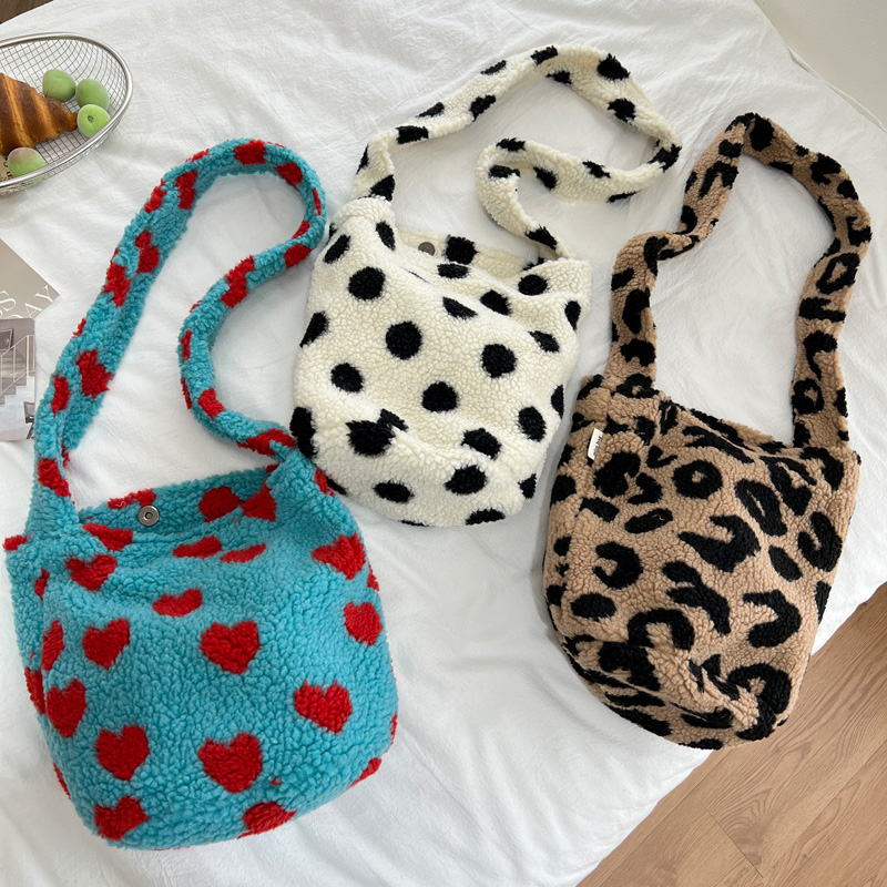 托特包波点豹纹毛绒单肩包