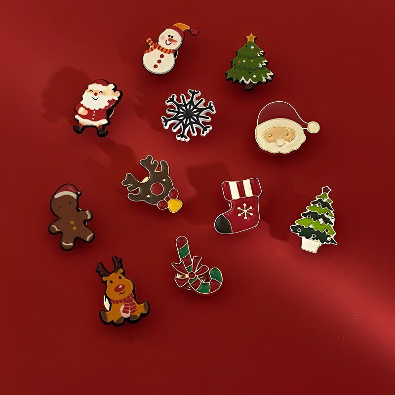 圣诞胸针可爱日系卡通小麋鹿别针毛衣装饰礼物森系配饰圣诞节饰品