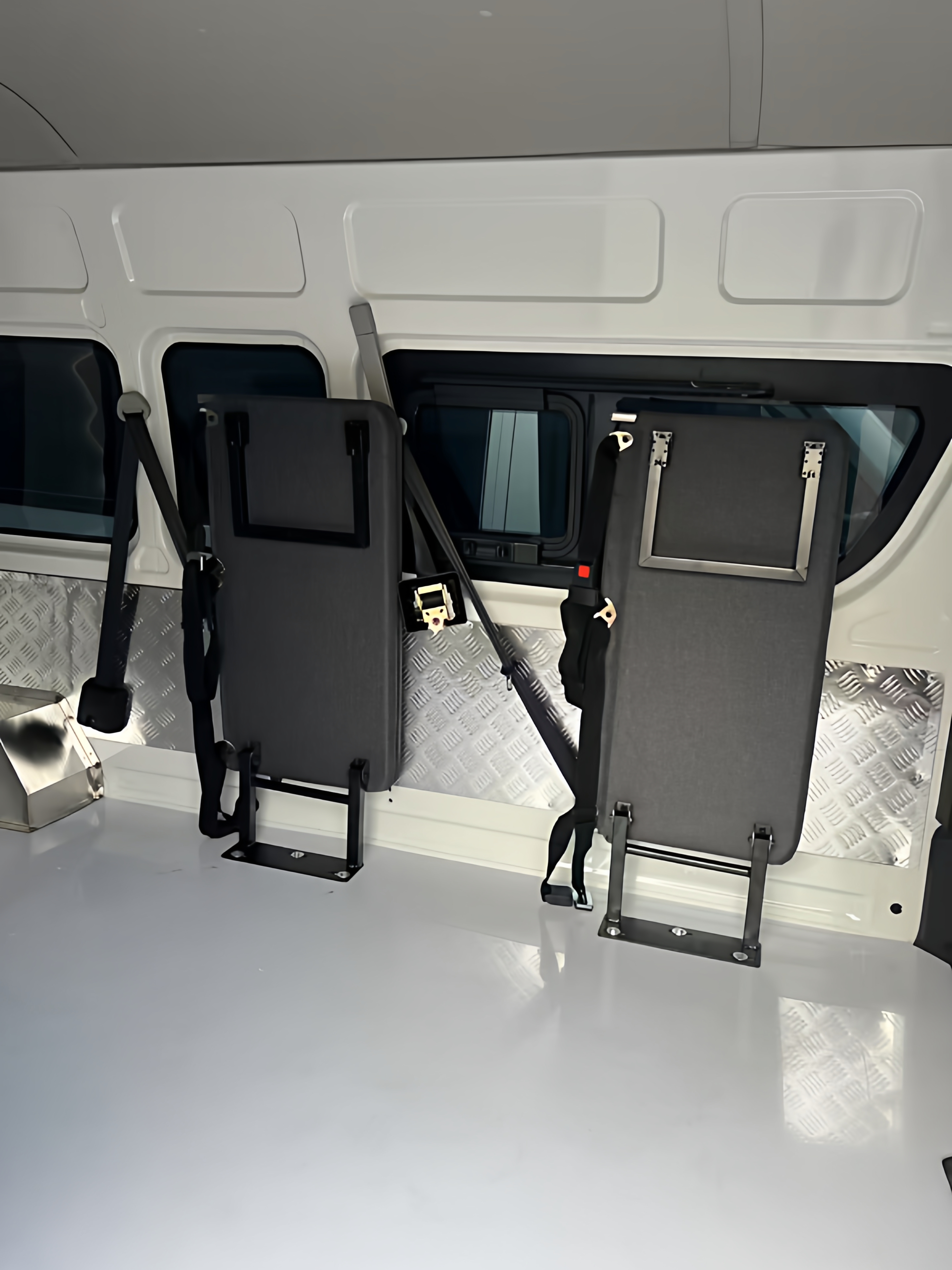 节省空间双人平躺汽车改装件超薄