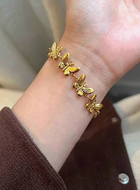 高级感轻奢金属纹理蝴蝶手链