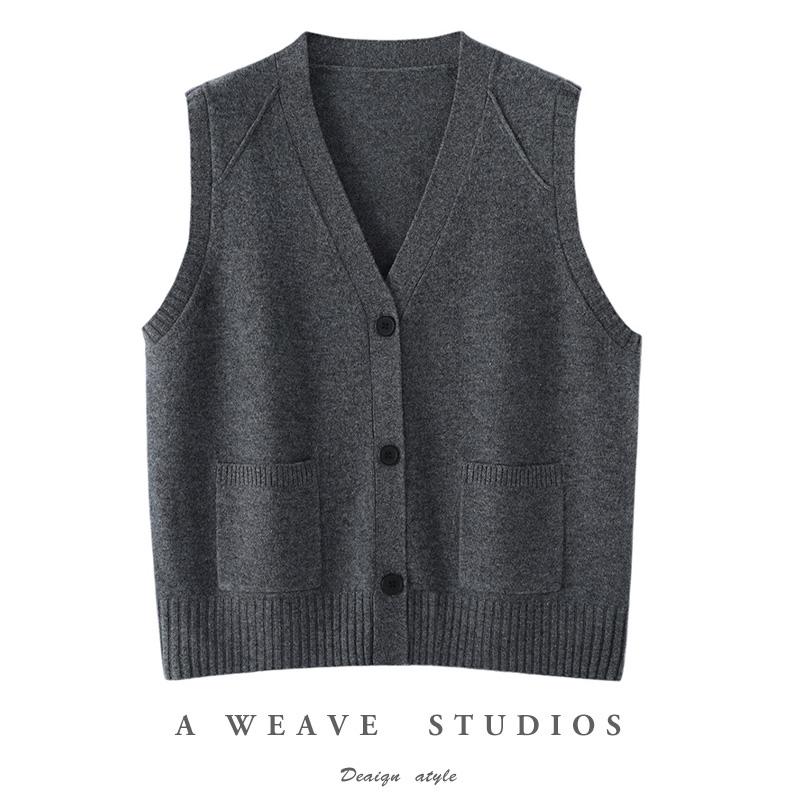 英伦风~秋季叠穿外搭马甲开衫