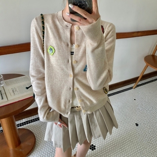 女2025早秋新款 时尚 卡通刺绣纽扣针织开衫 款 上衣潮 洋气长袖 针织衫