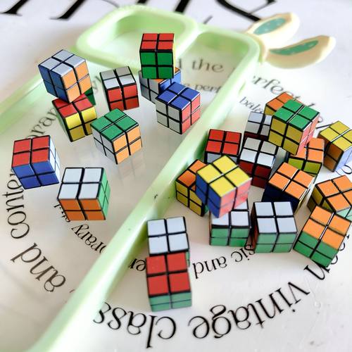 散货C026小魔方 diy奶油胶滴胶配件 微景观场景摆件 也可垫小公仔