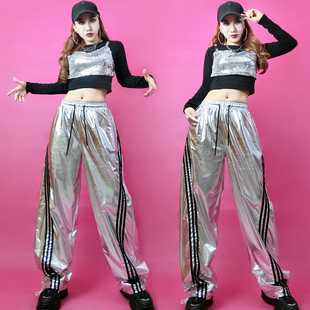 嘻哈街舞集体演出服韩舞女团爵士舞jazz银色条纹休闲直筒裤 潮 套装