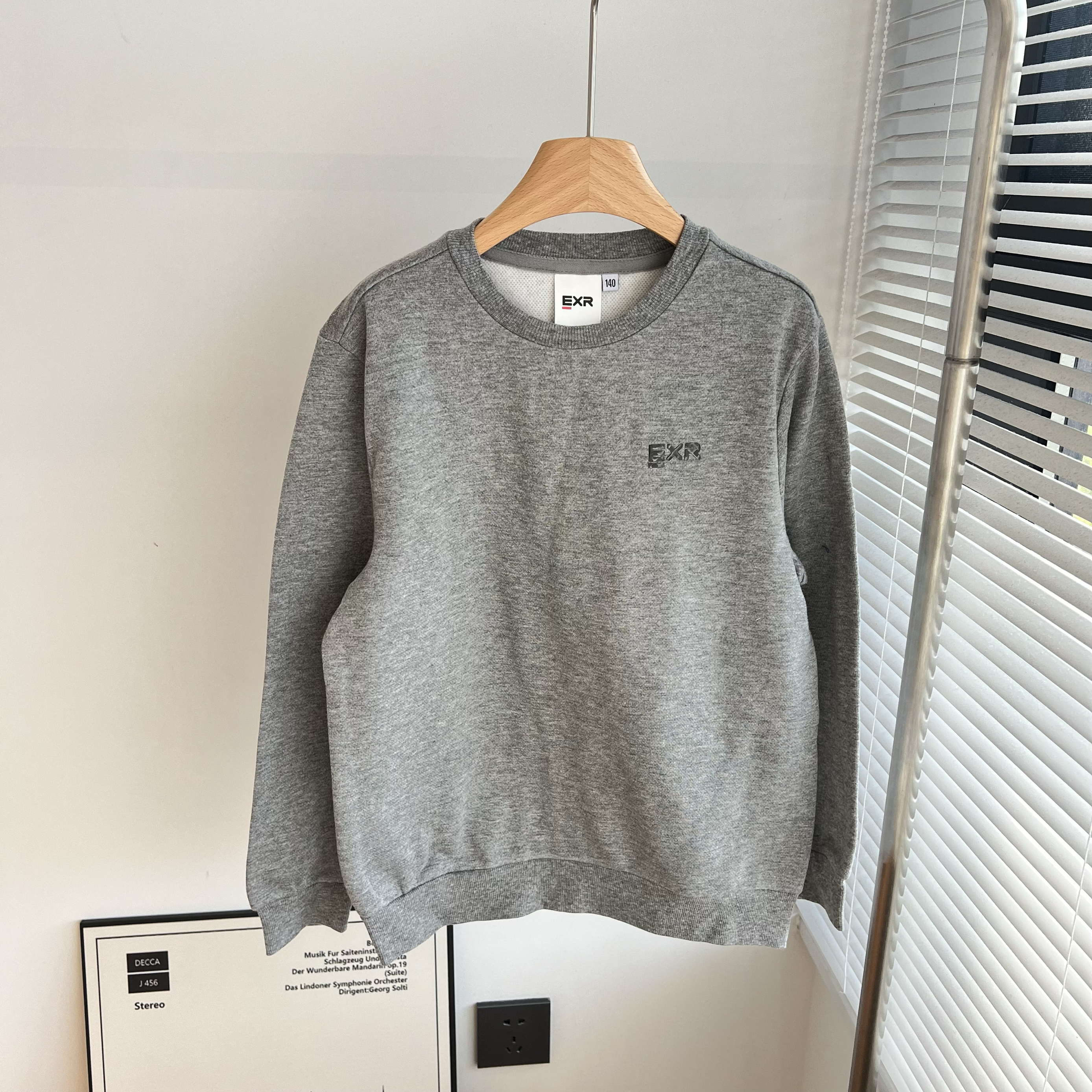 韩国订单 运动大童 青少年卫衣圆领童装 100-150