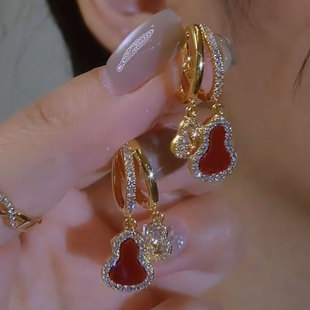 法式复古轻奢高级感精致双葫芦耳环设计感气质小众简约百搭耳饰女