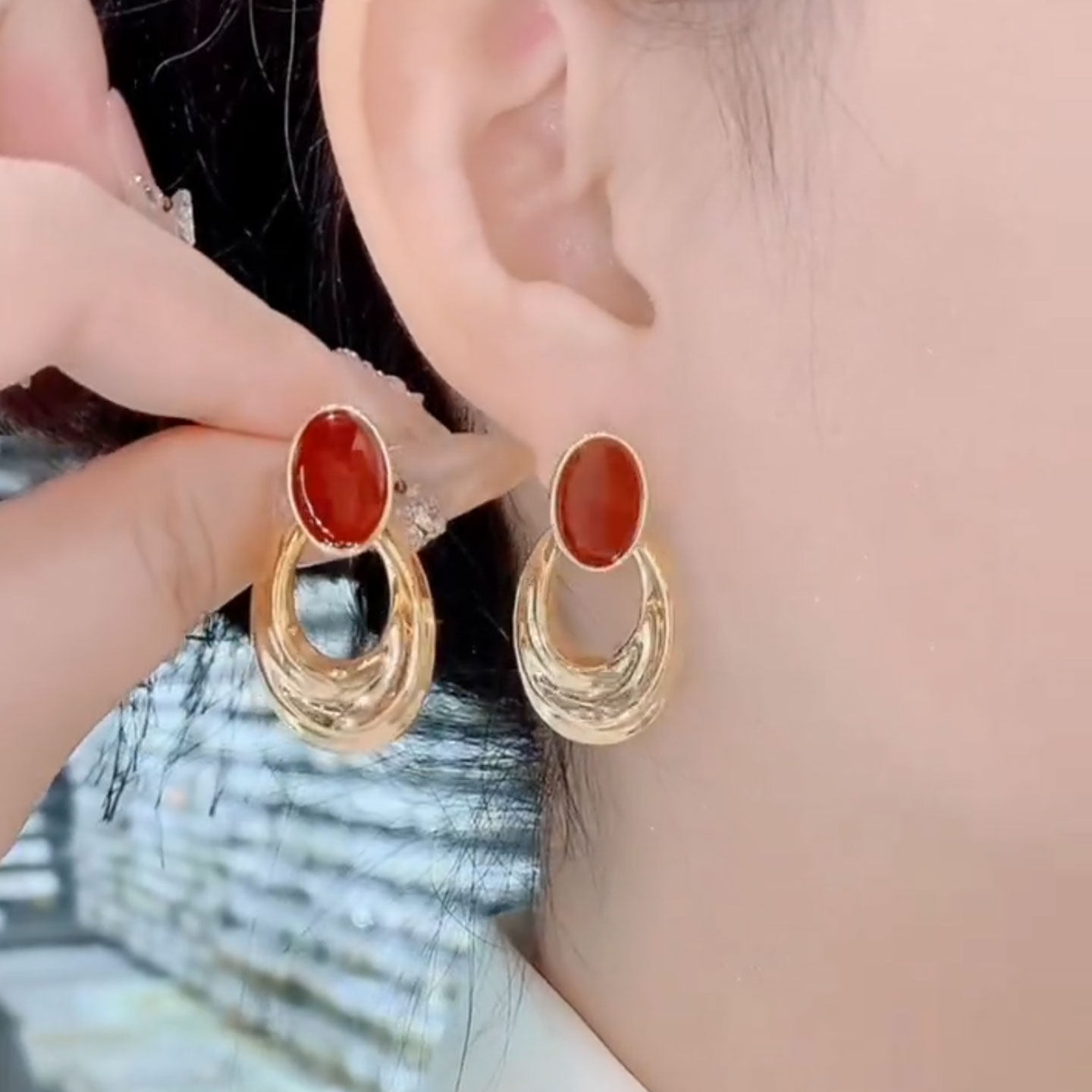 法式复古红色滴油金色椭圆耳钉女轻奢时尚高级感气质简约独特耳环