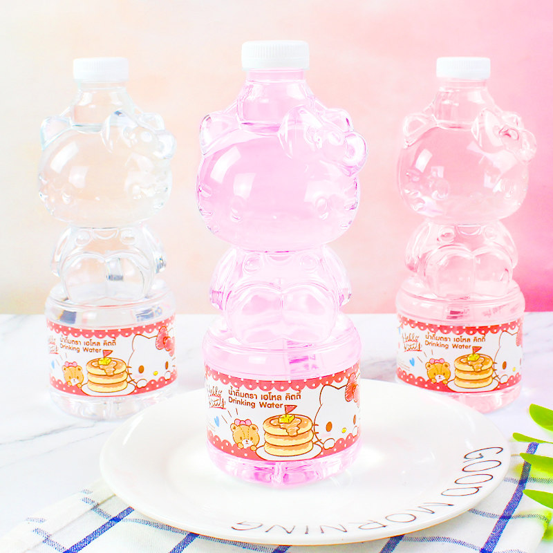 百变凯蒂猫！泰国进口711同款三丽鸥kitty猫矿泉水纯净水瓶620ml