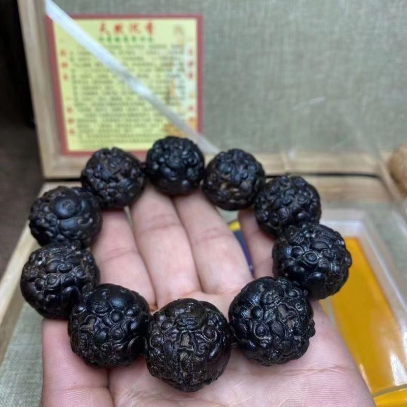 天然沉香木手串纯手工雕刻2.5大颗粒招财貔貅手链男士念珠