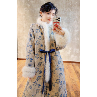 YIMIAN 棉衣2625703 婉冬温柔时髦毛领拼接撞色系绳玉兰花长款