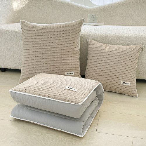 2026新款条纹两用抱枕被午睡