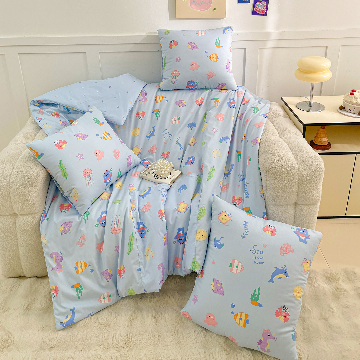 全棉口袋被卡通海洋动物抱枕被蓝色可爱午休毯子多功能两用靠垫被