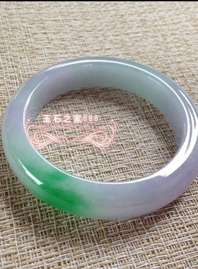 新款翡翠色贵妃宽版春带彩紫罗兰辣阳绿手镯女飘花简约阳绿色手镯