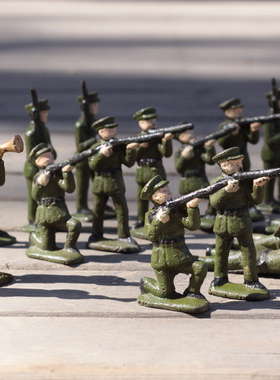 稻谷藏库 铸铁小锡兵 小士兵模型 桌面兵人物摆件创意