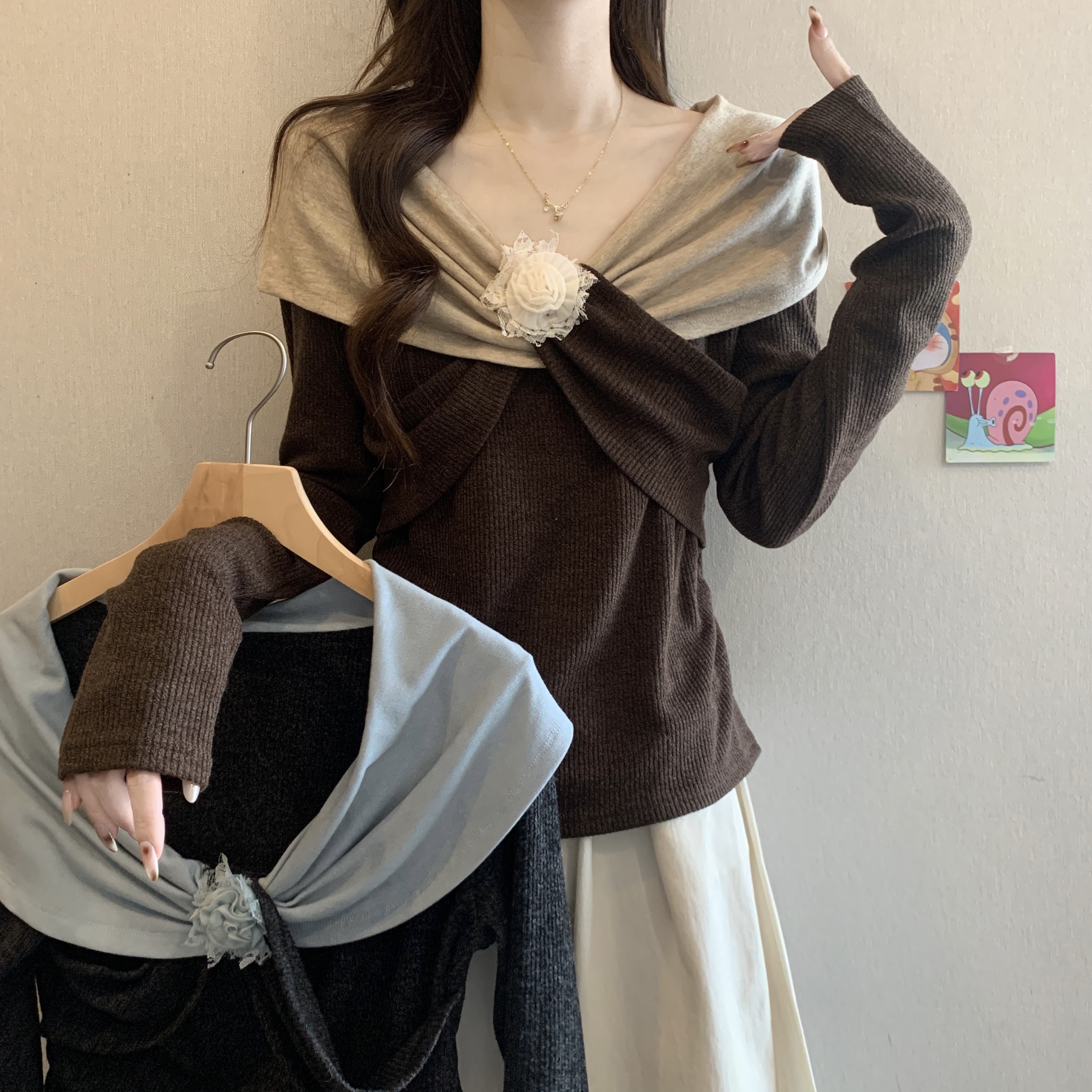 设计撞色衬衣拼接扭结手工花朵