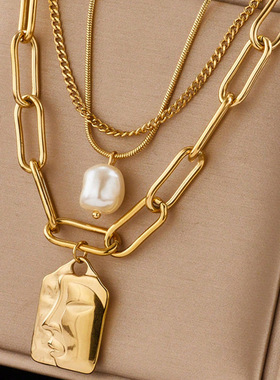 跨境欧美秋冬百搭方牌三层叠戴不规则人脸吊坠项链女钛钢百搭饰品