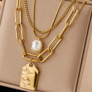 跨境欧美秋冬百搭方牌三层叠戴不规则人脸吊坠项链女钛钢百搭饰品