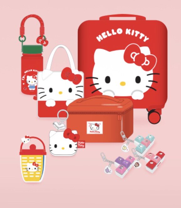 韩国正品限定 凯蒂猫hellokitty 化妆包零钱包旅行箱键盘挂件