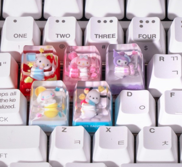 韩国三丽鸥Hello Kitty Melody机械键盘滴胶键帽透明透光个性键帽