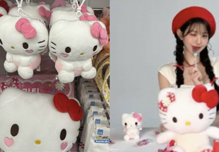 韩国代购 sanrio kitty張元瑛同款可愛毛绒天使娃娃掛件發夾梳子