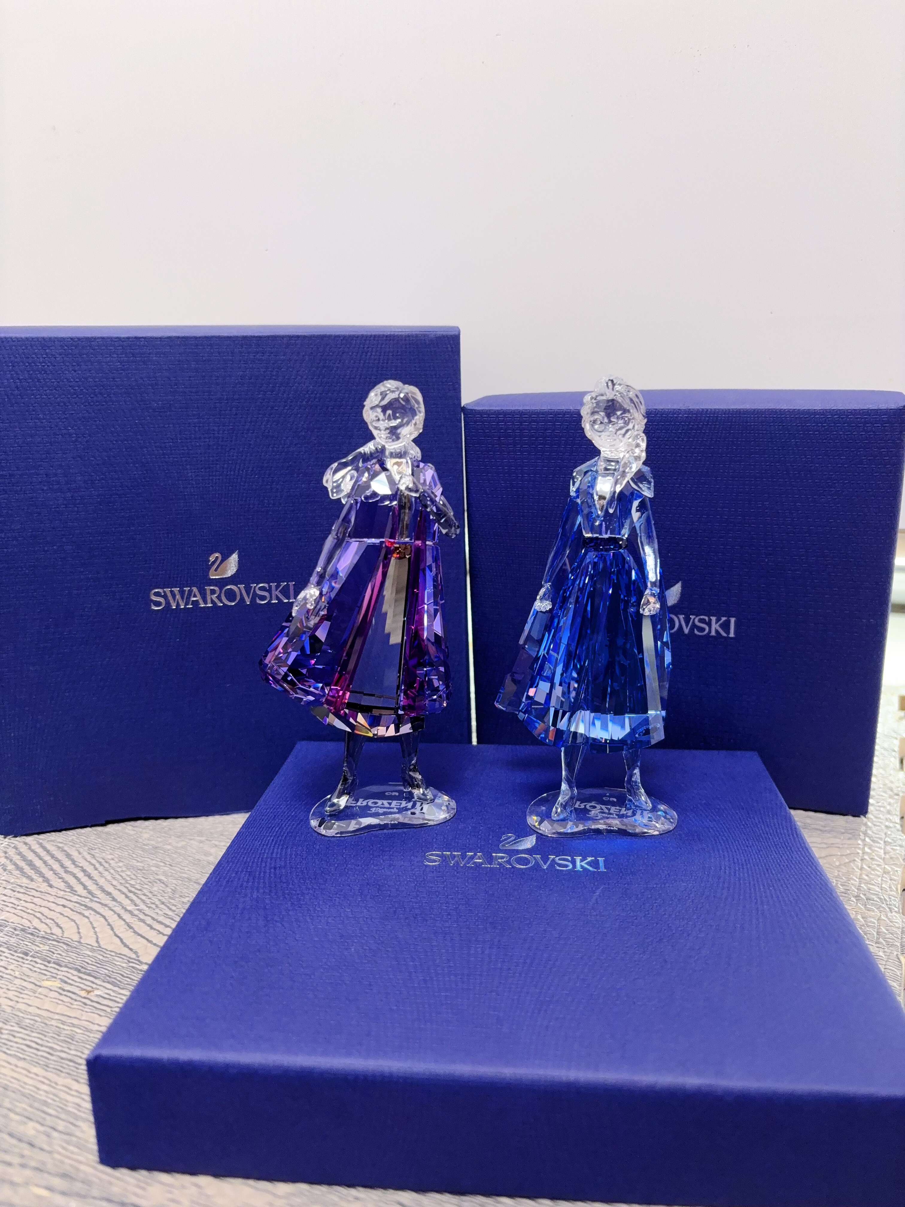 施华水晶代家居摆件迪士尼爱丽莎娜娜一对正品保证