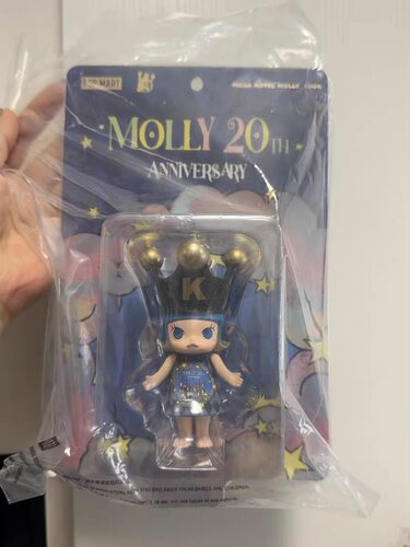 香港全新Molly 20周年MEGA ROYAL系列 吊卡全新正品