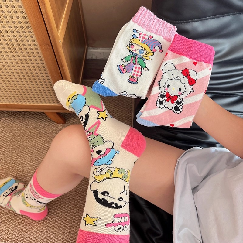 个性款日系卡通袜子女生中筒袜