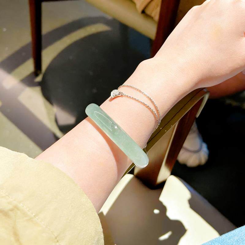 “泠风沐玉”翡翠手镯缅甸老坑糯冰种白底青翡翠玉手镯子处理