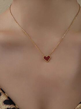 红色贝母爱心锁骨链钛钢项链