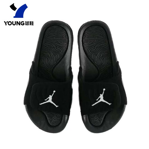 耐克缓震魔术贴运动拖鞋