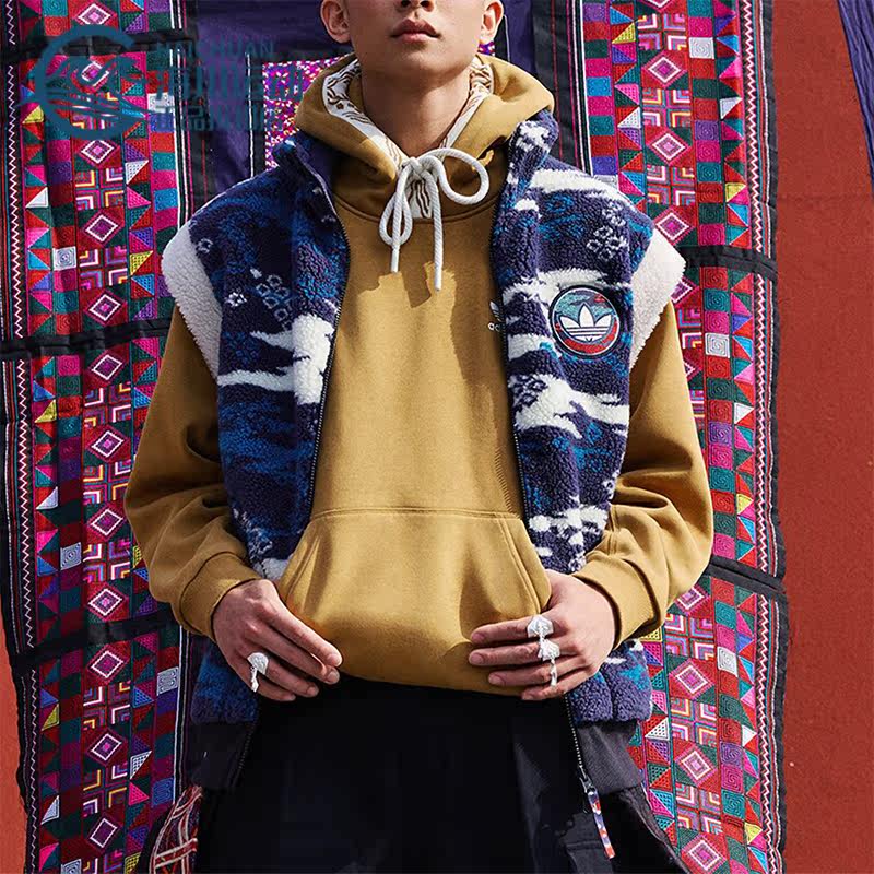 Adidas/阿迪达斯正品新年双面穿男女仿羊羔绒运动马甲IX4218