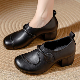 真皮软皮妈妈高跟单鞋中年女皮鞋中老年女鞋不累脚中跟老人奶奶鞋