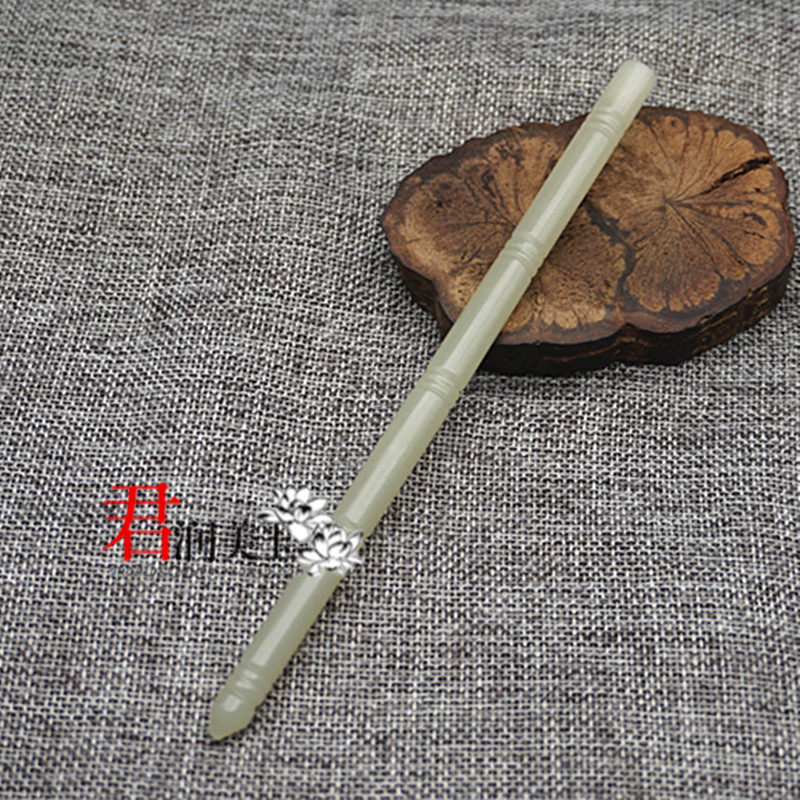 和田玉青白玉笔杆仿古手工雕刻