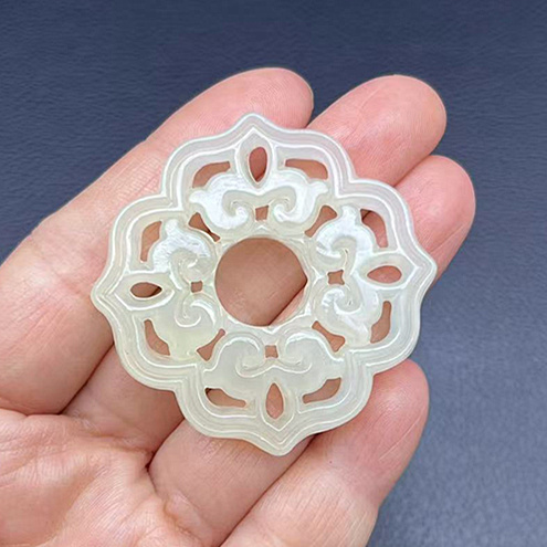 岫玉镂空如意花雕菱形玉片玉坠吊坠挂件古风汉服腰佩璎珞颈饰玉牌