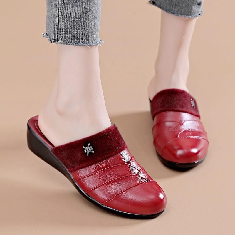 秋冬中老年棉拖鞋女真皮室内外保暖加绒包头皮拖防滑耐磨妈妈棉鞋