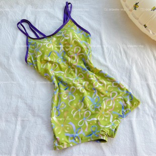 《奶绿蝴蝶结》新款小清新泳衣女连体平角角竞速游泳馆专业泳衣