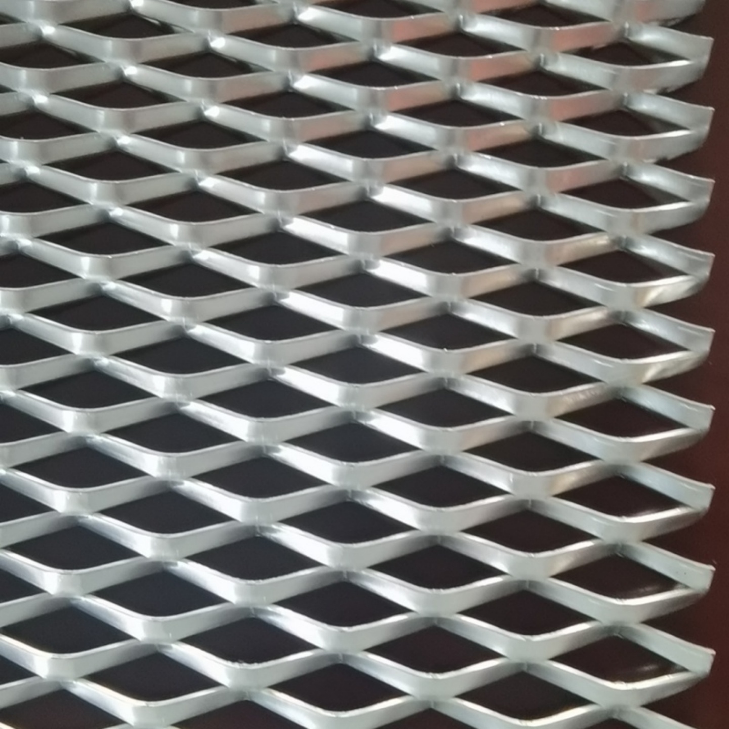 菱形铝网板幕墙装饰网天花吊顶铝网板鱼鳞形菱形三角形护拦网通道