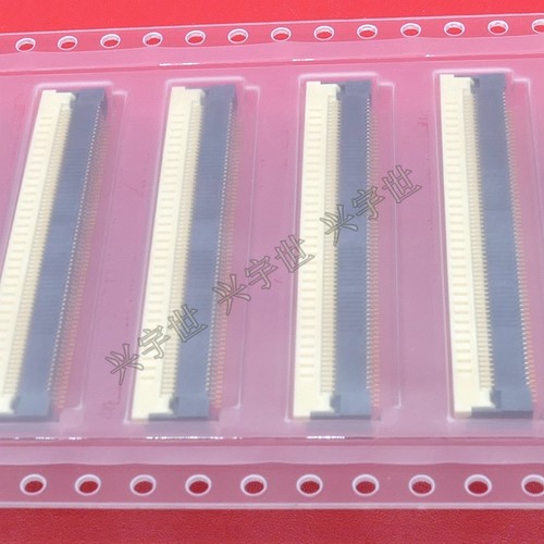 IMSA-12003S-68Y900 0.5MM间距68pin翻盖连接器全新原装供应