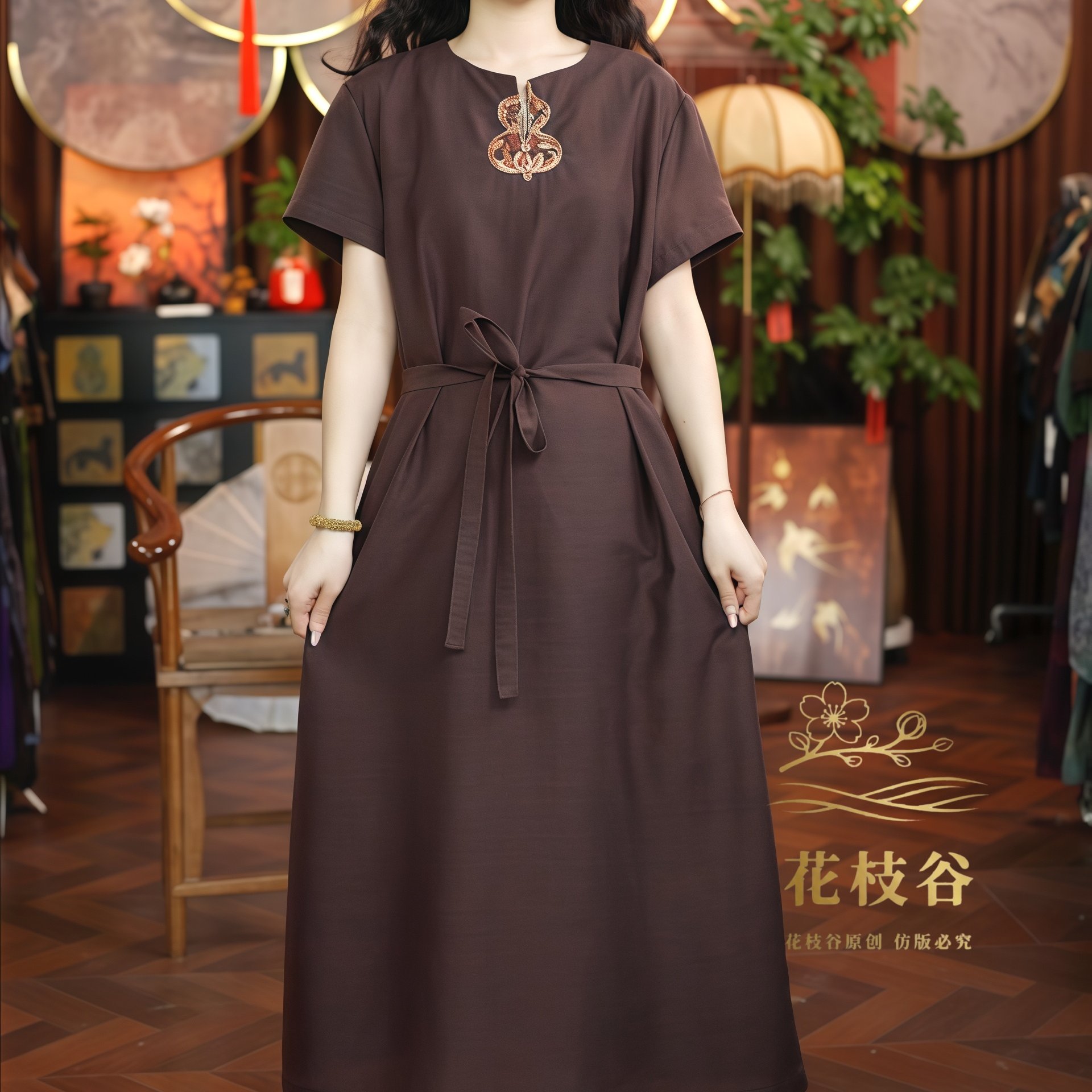 沈清月吟（咖色）提花老料女装圆领短袖刺绣连衣裙葫芦