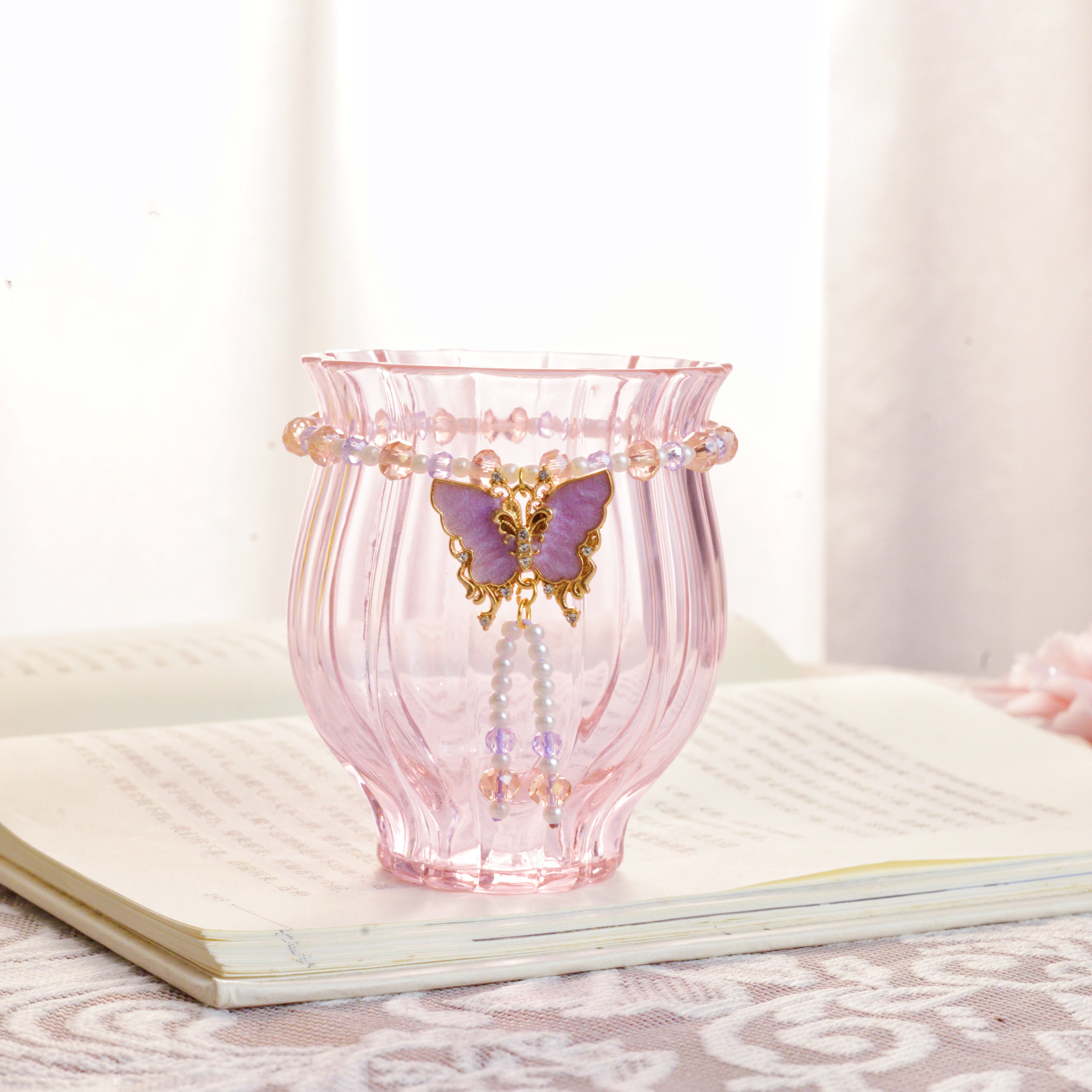 原创手作粉色蝴蝶水仙玻璃主人杯大容量150cc个性主人杯带链子