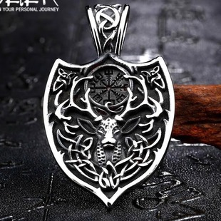北欧维京麋鹿图腾复古钛钢吊坠欧美男士个性盾牌不掉色复古挂项链