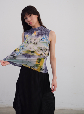 JT JANE 原创印花图案 褶皱 无袖半高领背心 压褶印花上衣