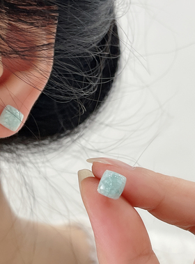 夏天小清新天蓝色生物陶瓷冰裂纹养耳洞耳钉女士钛合金针耳环耳饰