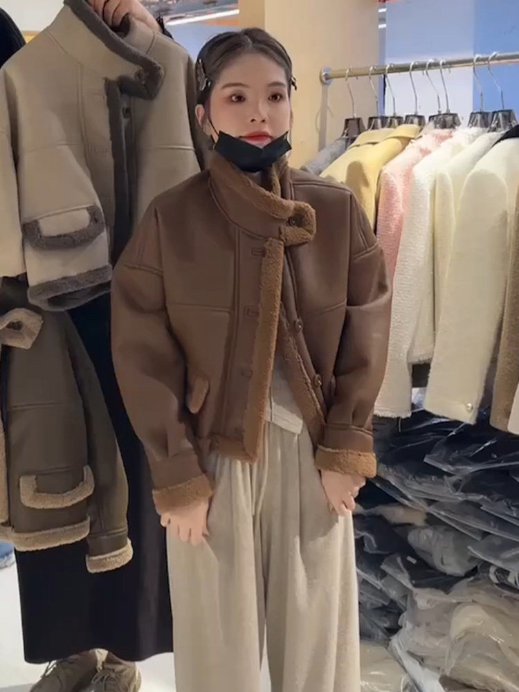 欧洲站皮毛一体羊羔毛外套女2025年秋冬装新款加厚翻领机车服皮草