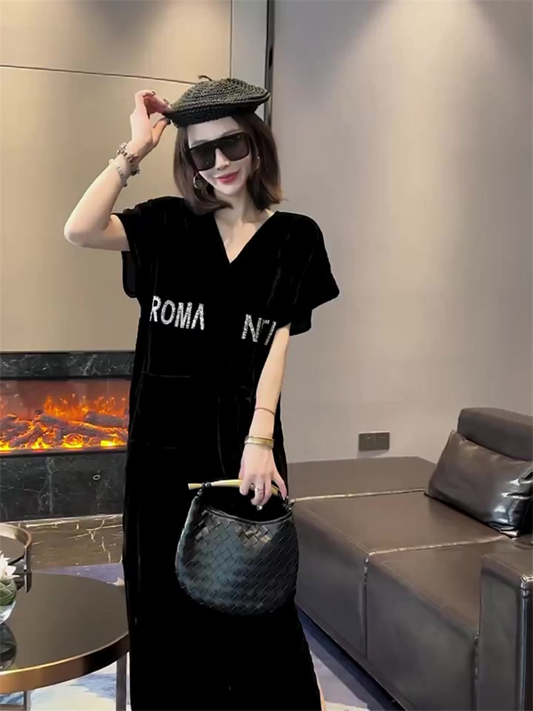 欧洲站金丝绒时尚中长版洋装女2026年夏季新款韩版显瘦短袖裙子