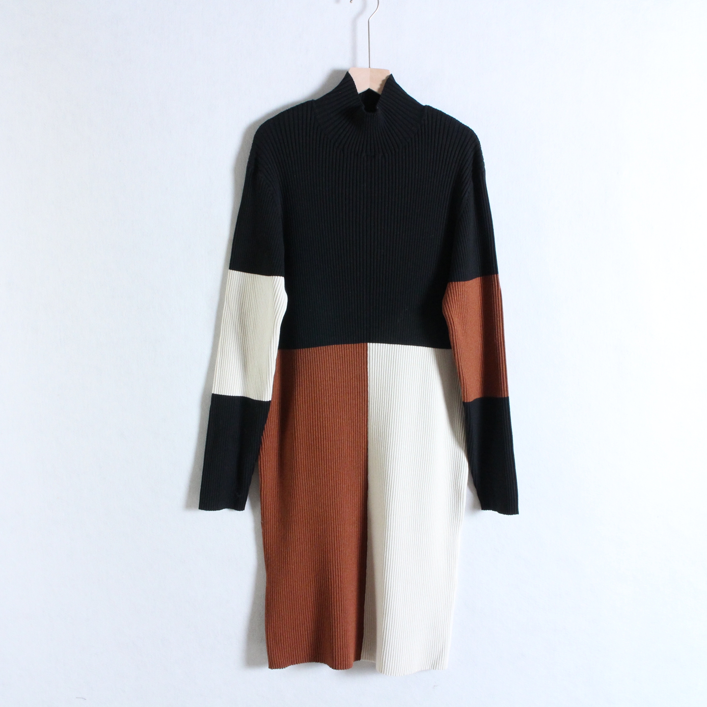 外贸工厂样板单半高领针织连衣裙