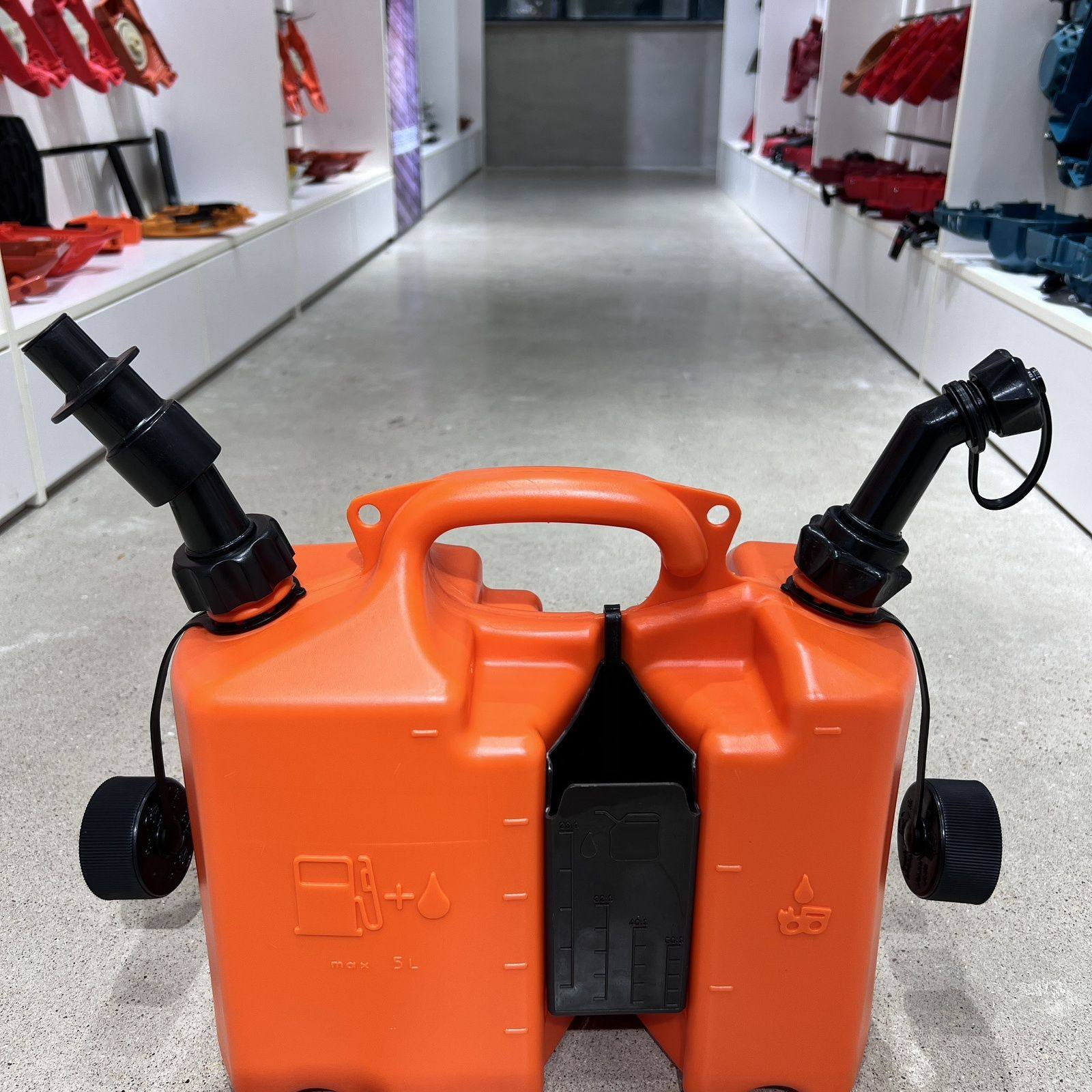 油锯配比壶割草机绿篱机加大混合油桶二冲燃油对比壶带嘴长嘴配件,农机/农具/农膜,割灌机/割草机/油锯,淘宝优惠券,粉丝福利购,淘宝优惠卷